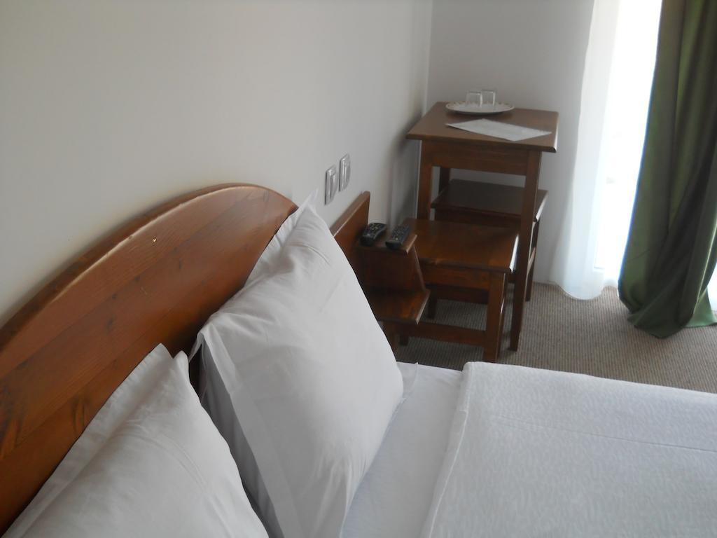 Pensiunea Poezii Alese Valea Drăganului Kamer foto